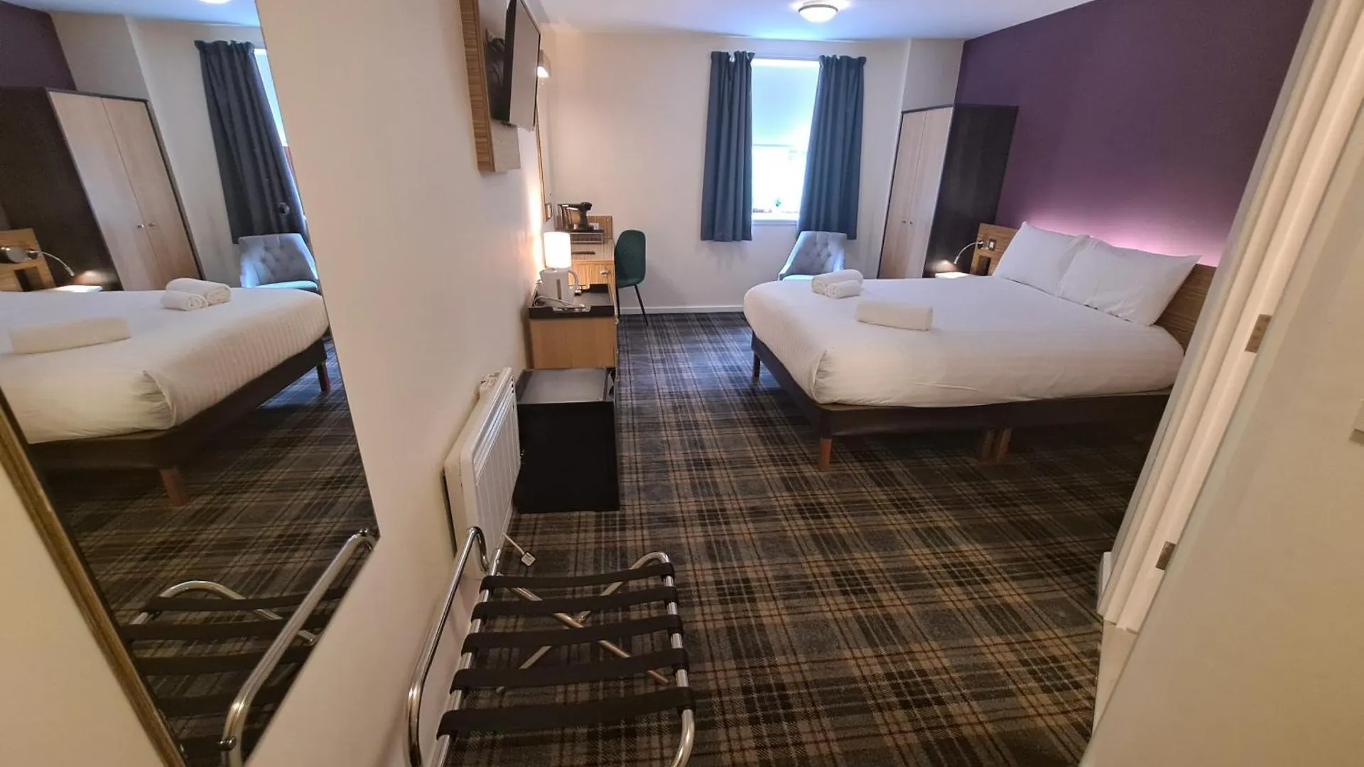 Britannia Edinburgh Hotel 3*,